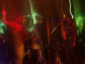 Breaking Laces perform at Britain's voted top music pub - Riffs in Swindon