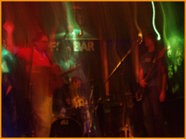 Breaking Laces perform at Britain's voted top music pub - Riffs in Swindon
